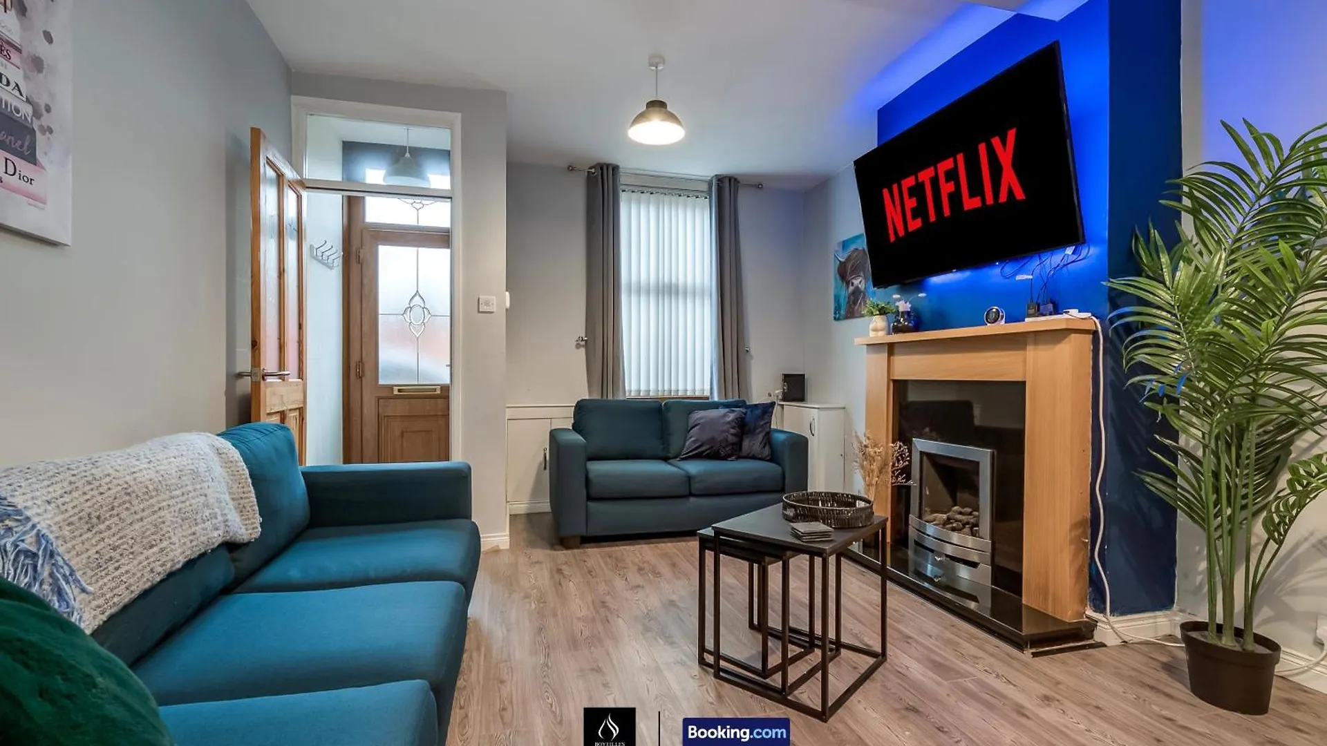 2 Bedrooms House By Boyeilles Apartments Short Lets & Serviced Accommodation Belfast With Free Wifi Holiday home