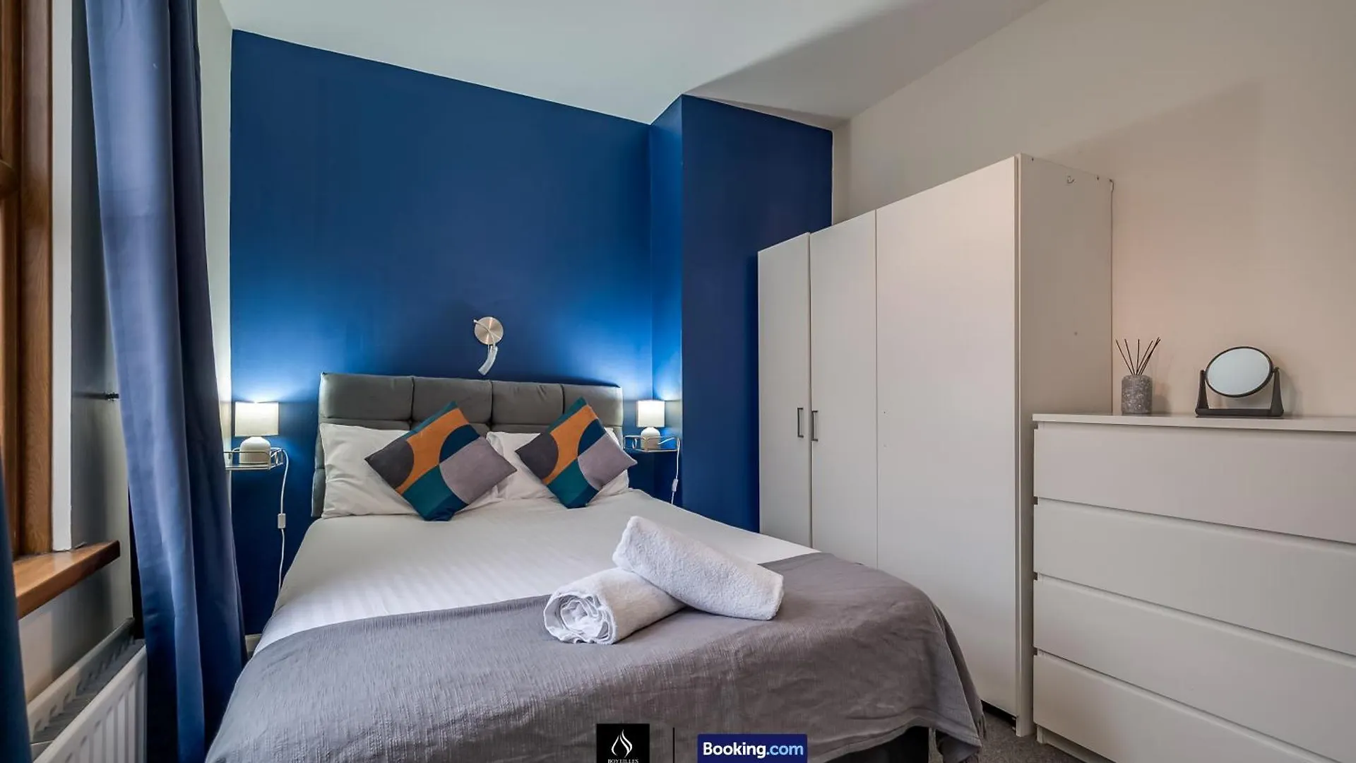 2 Bedrooms House By Boyeilles Apartments Short Lets & Serviced Accommodation Belfast With Free Wifi Holiday home