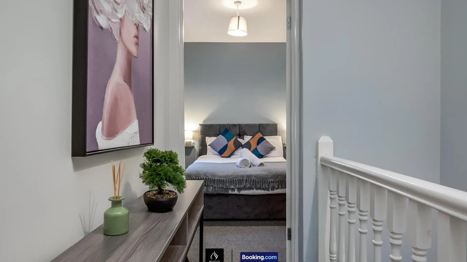 2 Bedrooms House By Boyeilles Apartments Short Lets & Serviced Accommodation Belfast With Free Wifi 0*,